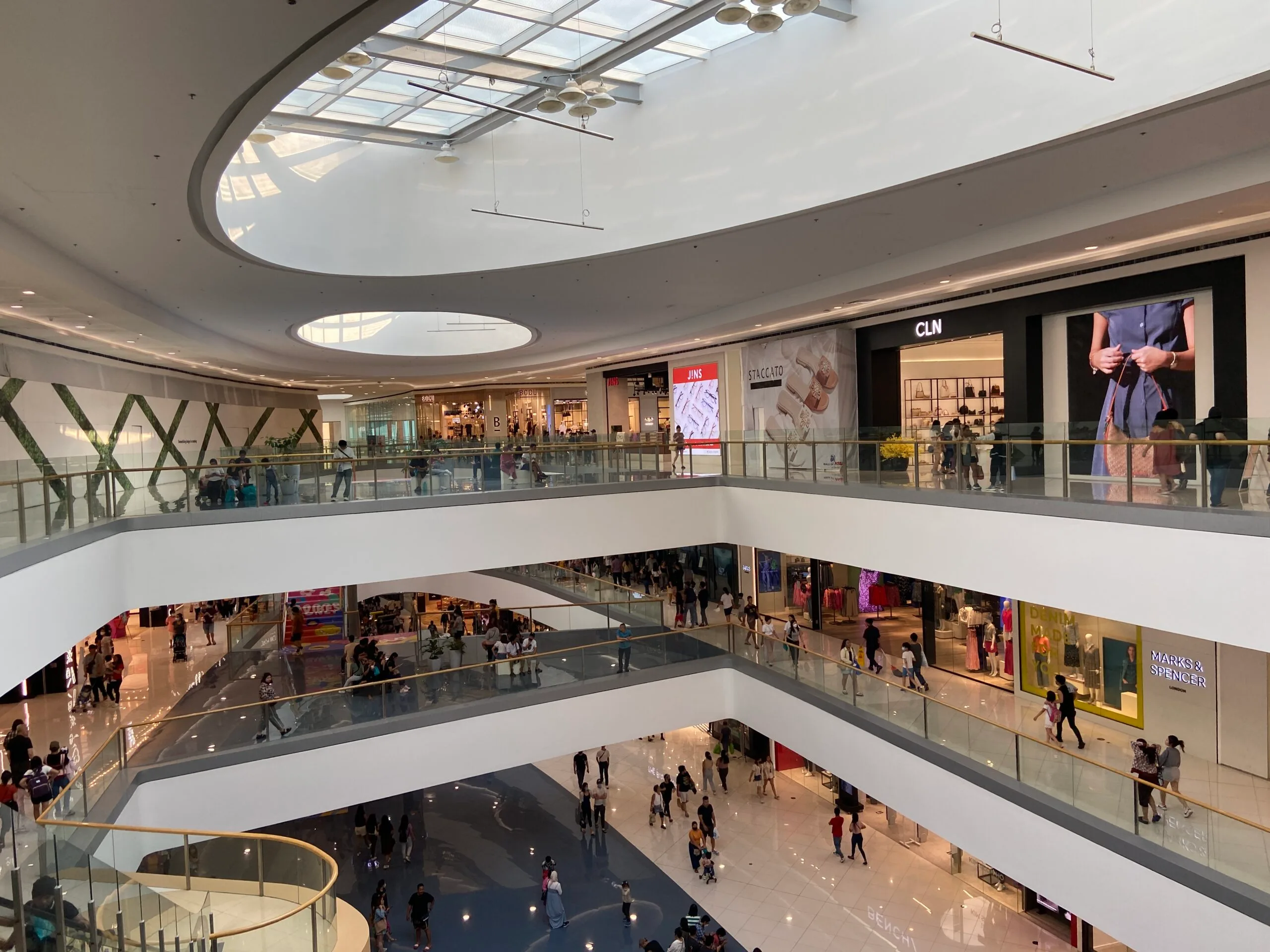 SM MOA