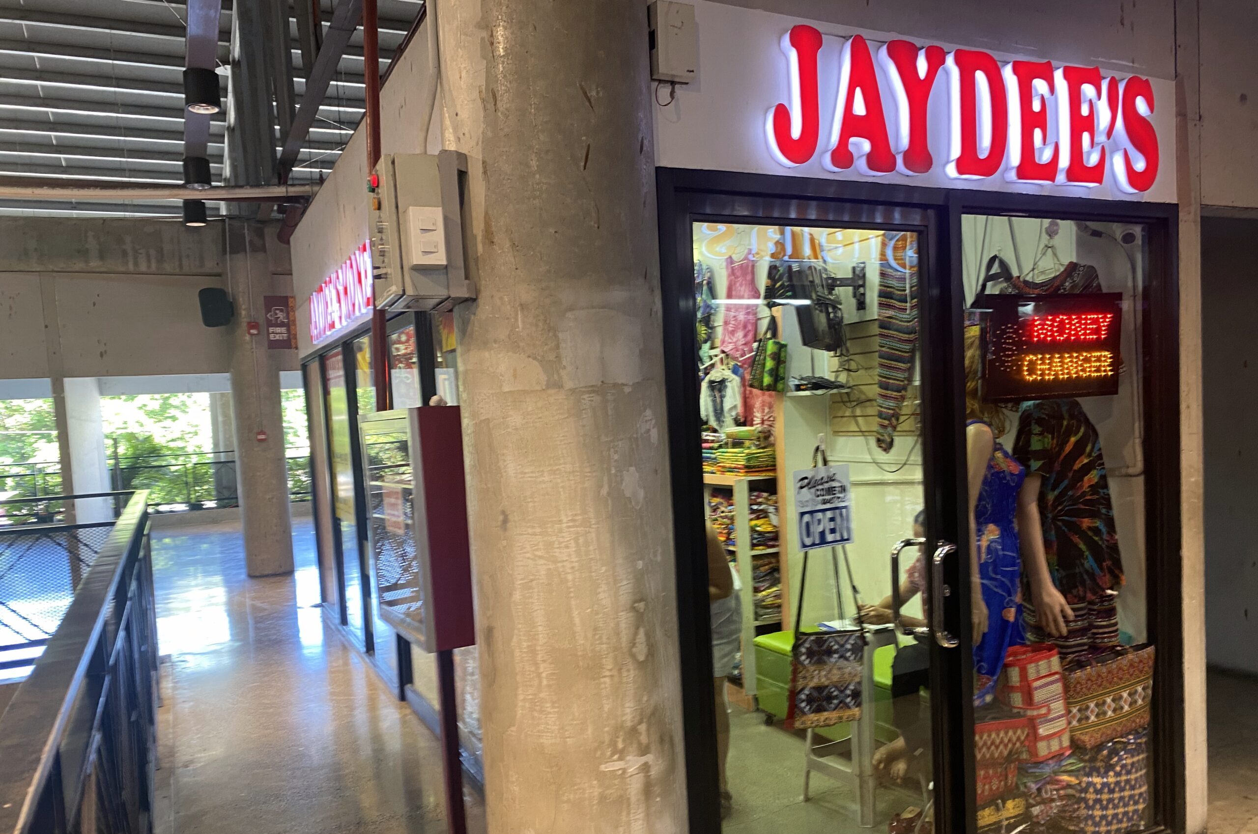 ダバオのおすすめ両替所JAYDEE'S