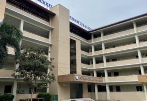 学校