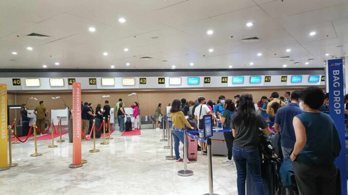 マニラ国際空港乗り継ぎ