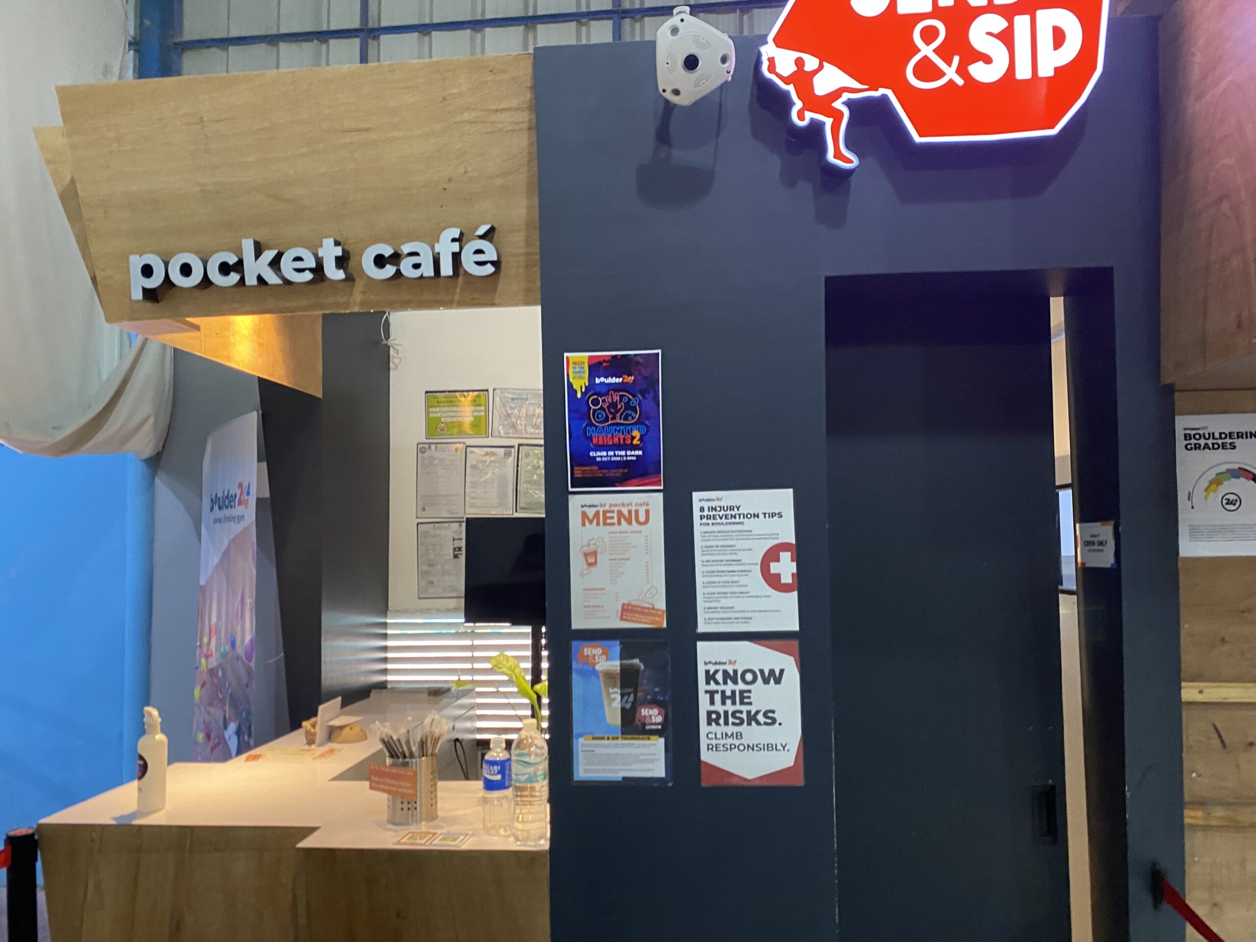 ボルダリング　カフェ