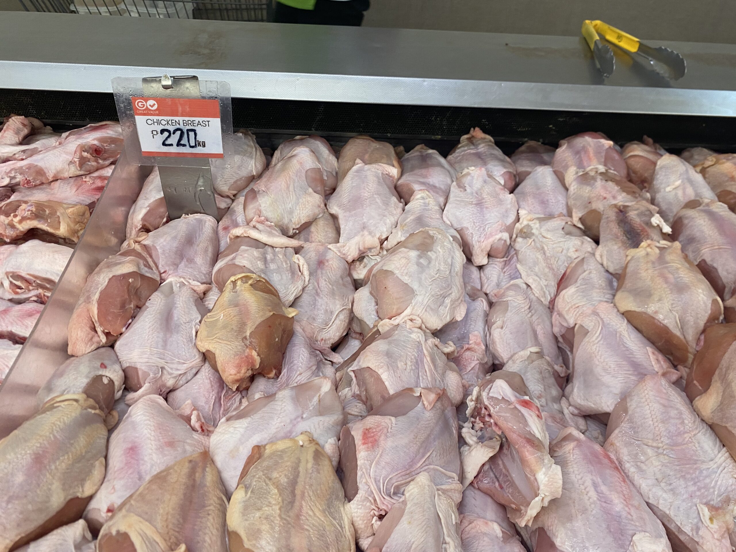 スーパー 鶏肉