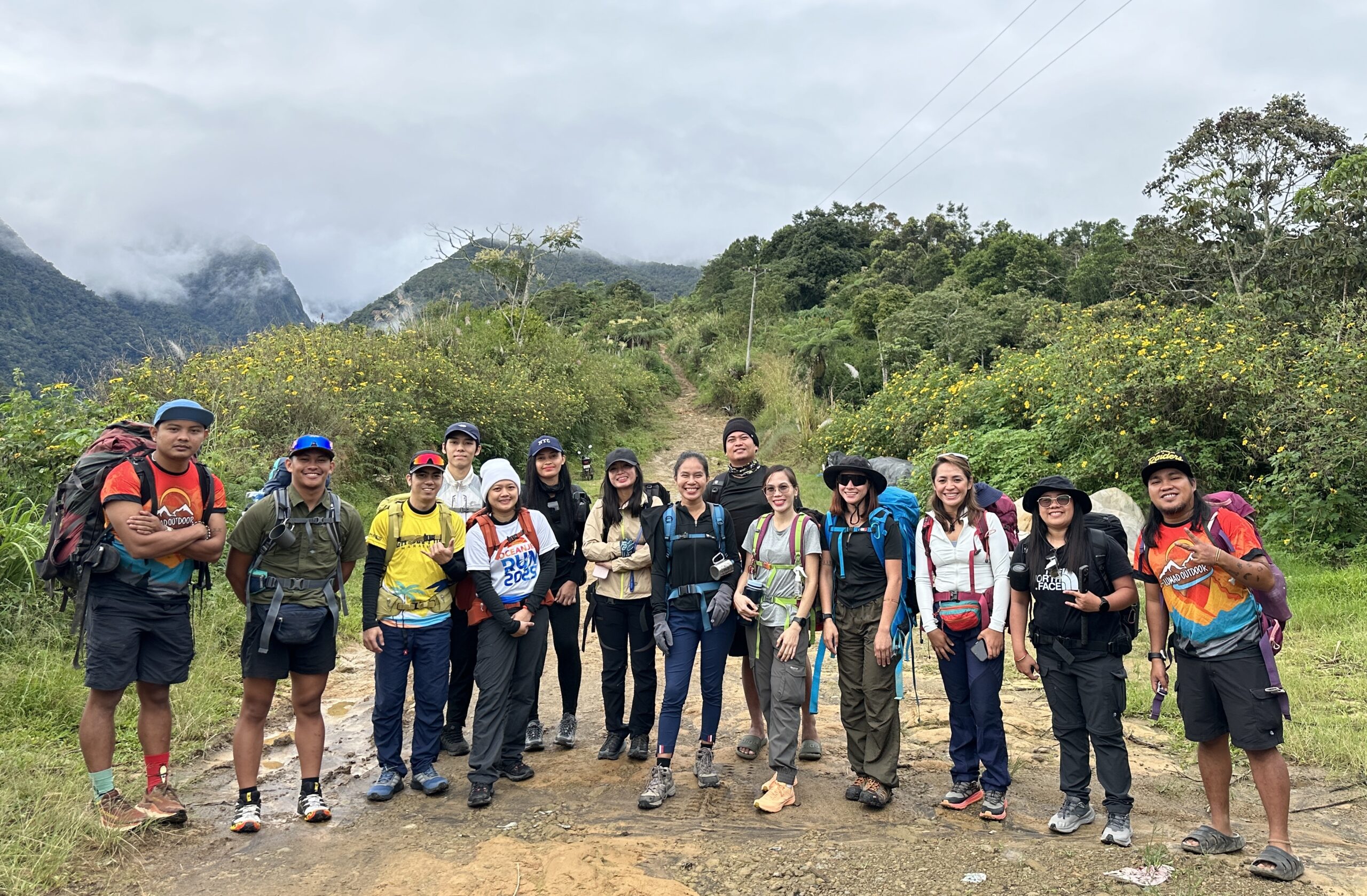 登山開始　キタングラッド山