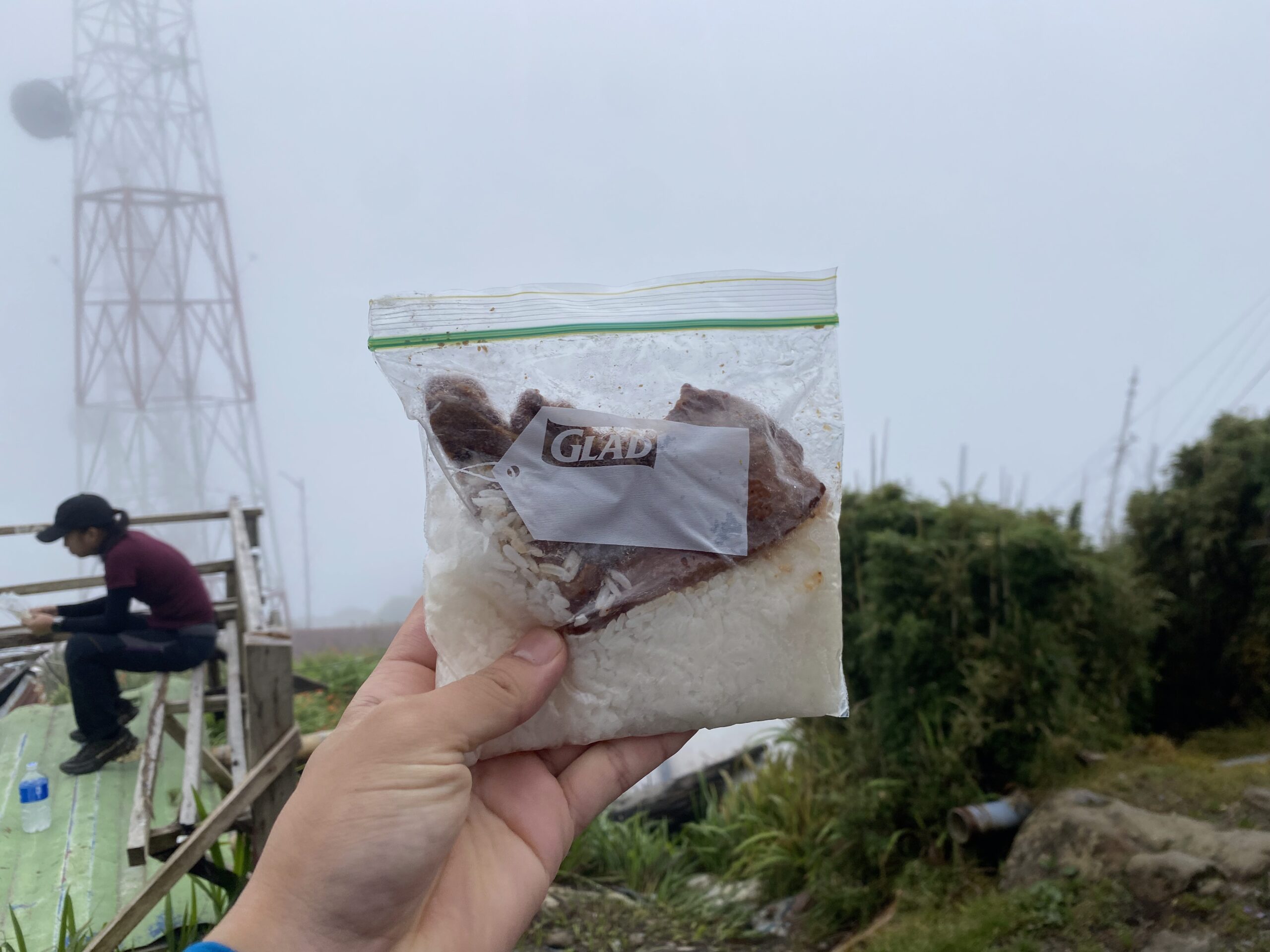 キタングラッド山　昼食　登山
