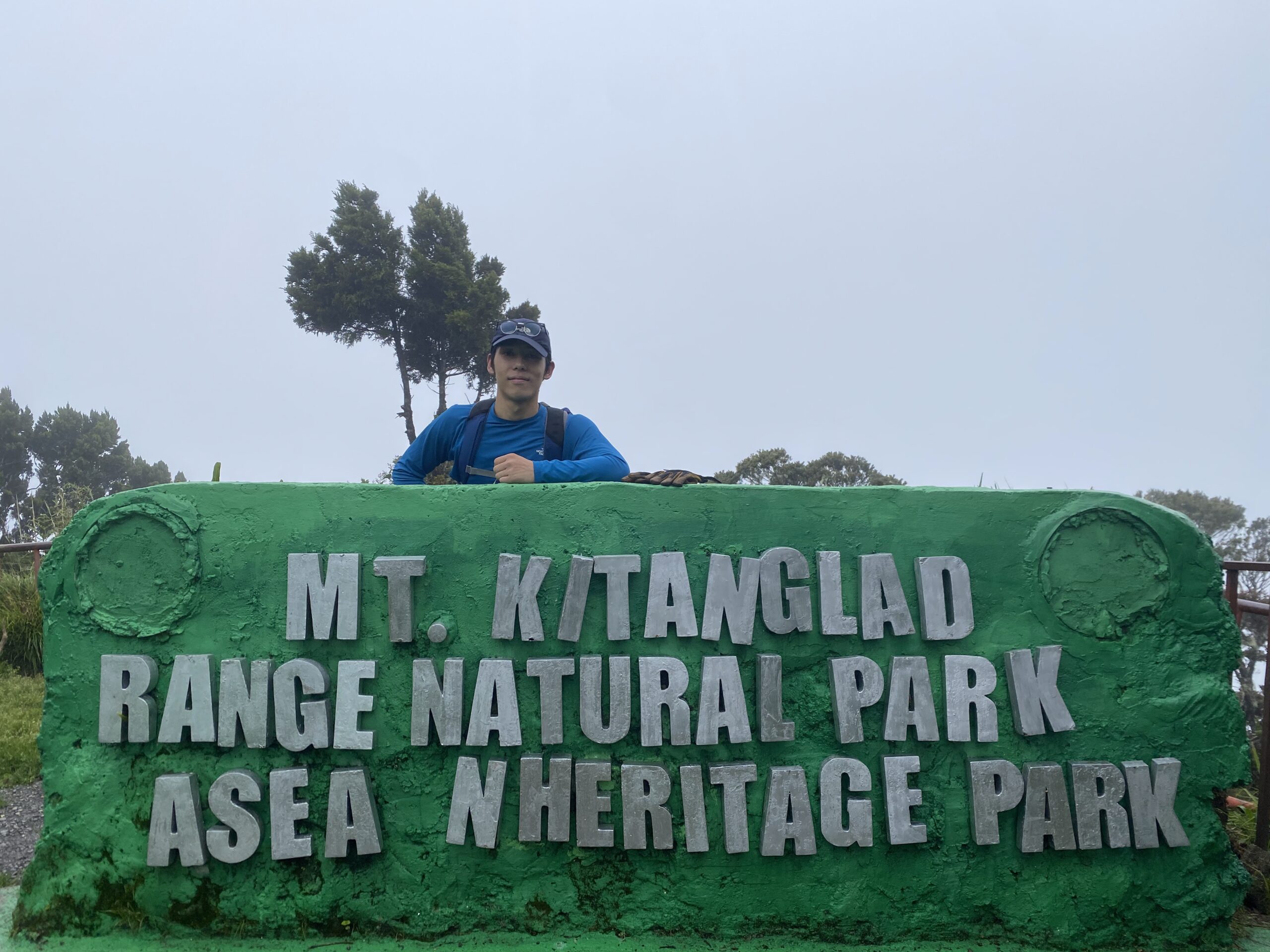 キタングラッド山　登頂　登山