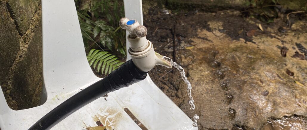 キタングラッド山　水源