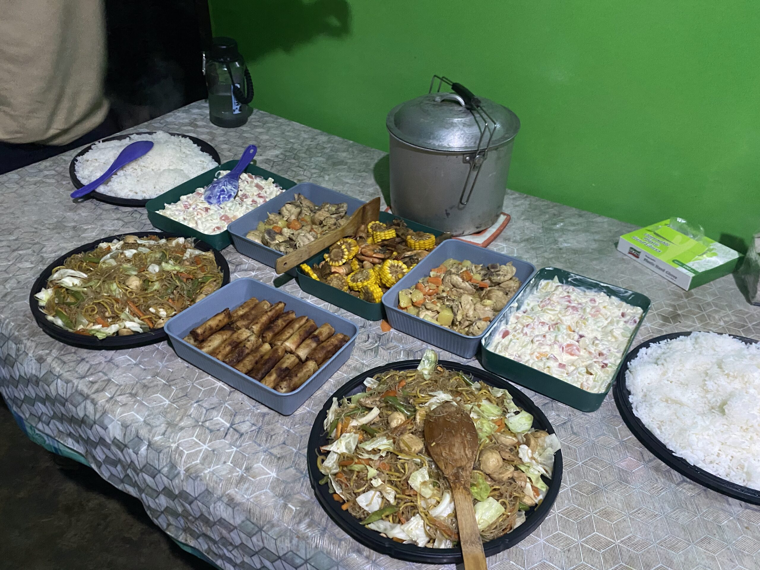 キタングラッド山　夕食　登山