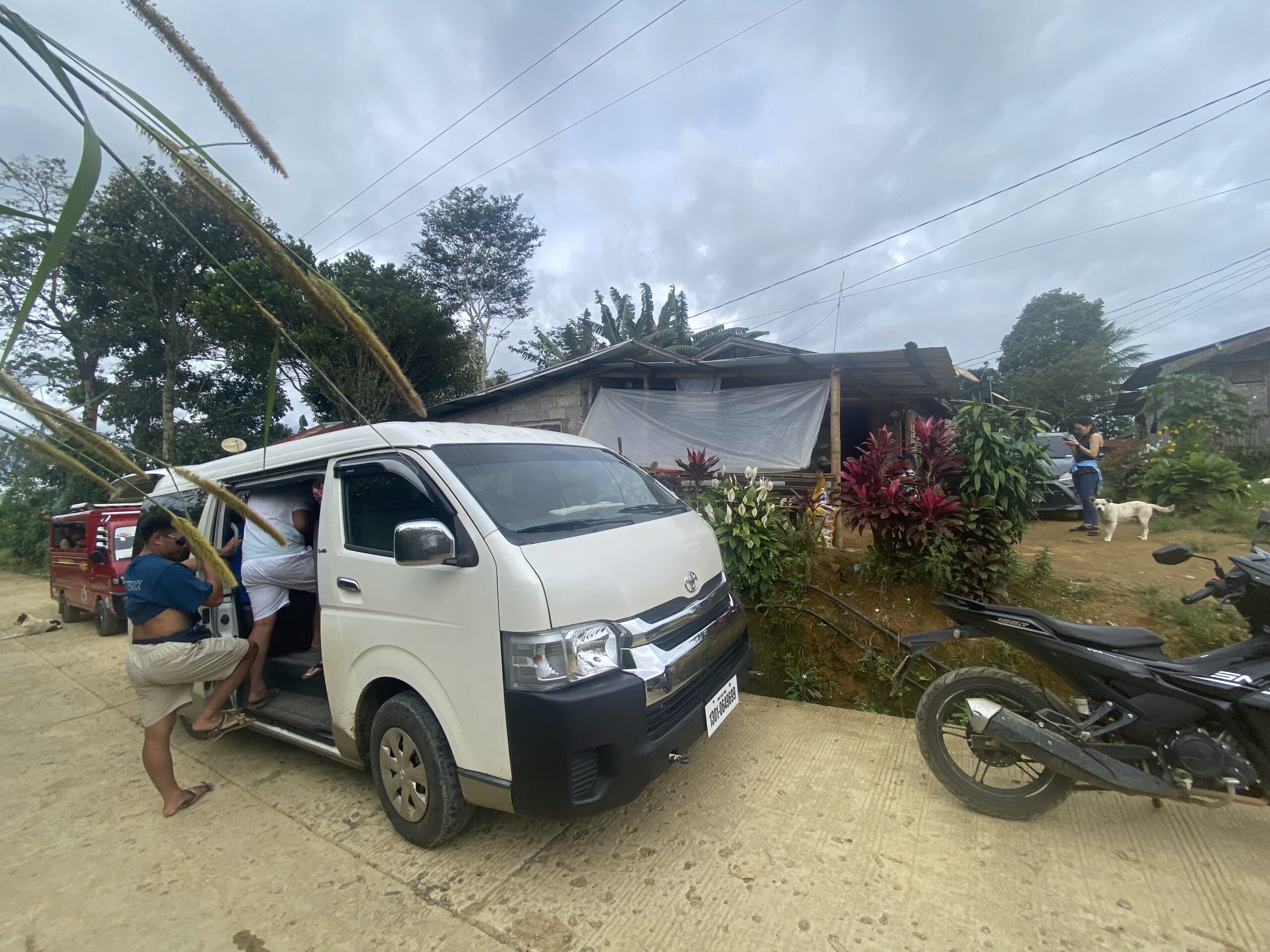 キタングラッド山 登山 バン