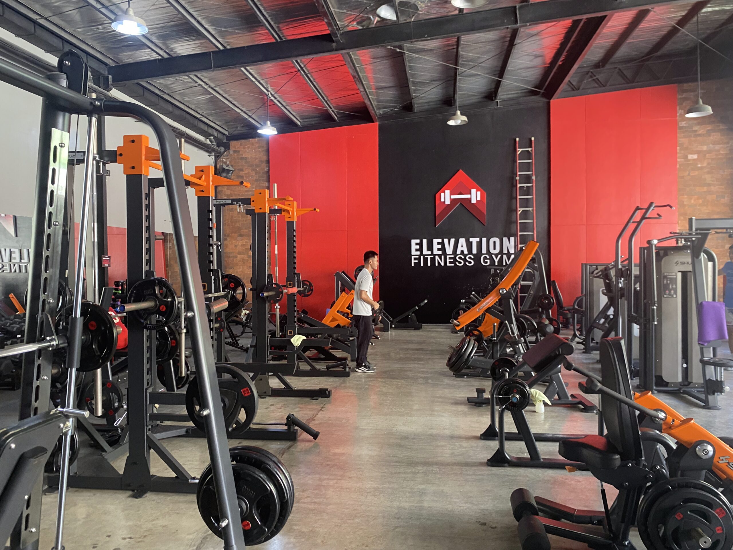 Elevation Fitness ジム特集