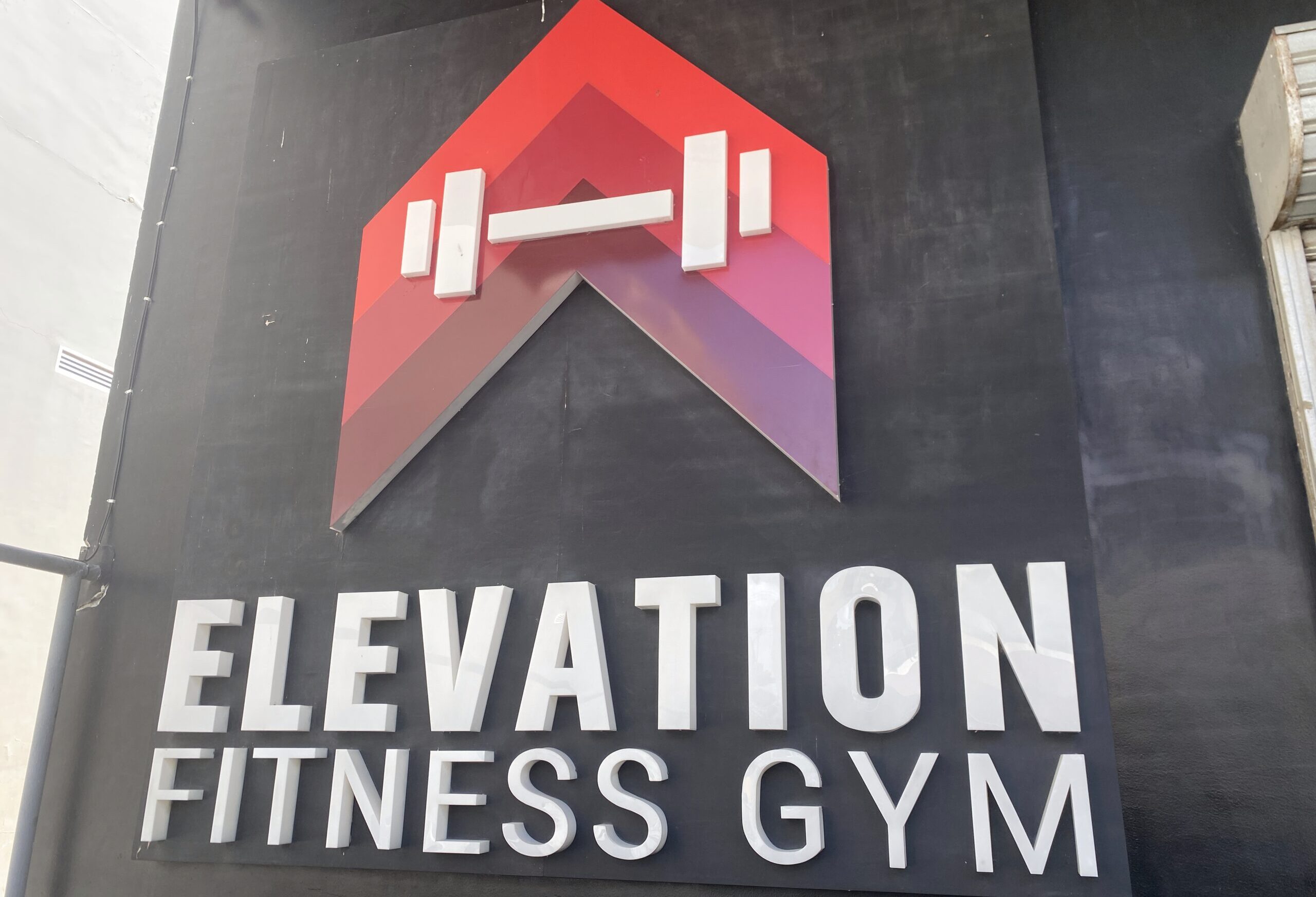 Elevation Fitness ジム特集