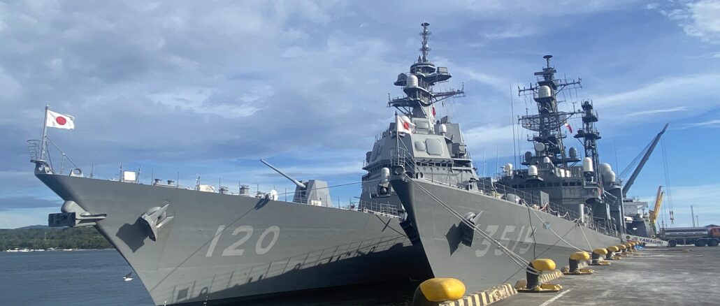 海上自衛隊　ササ港